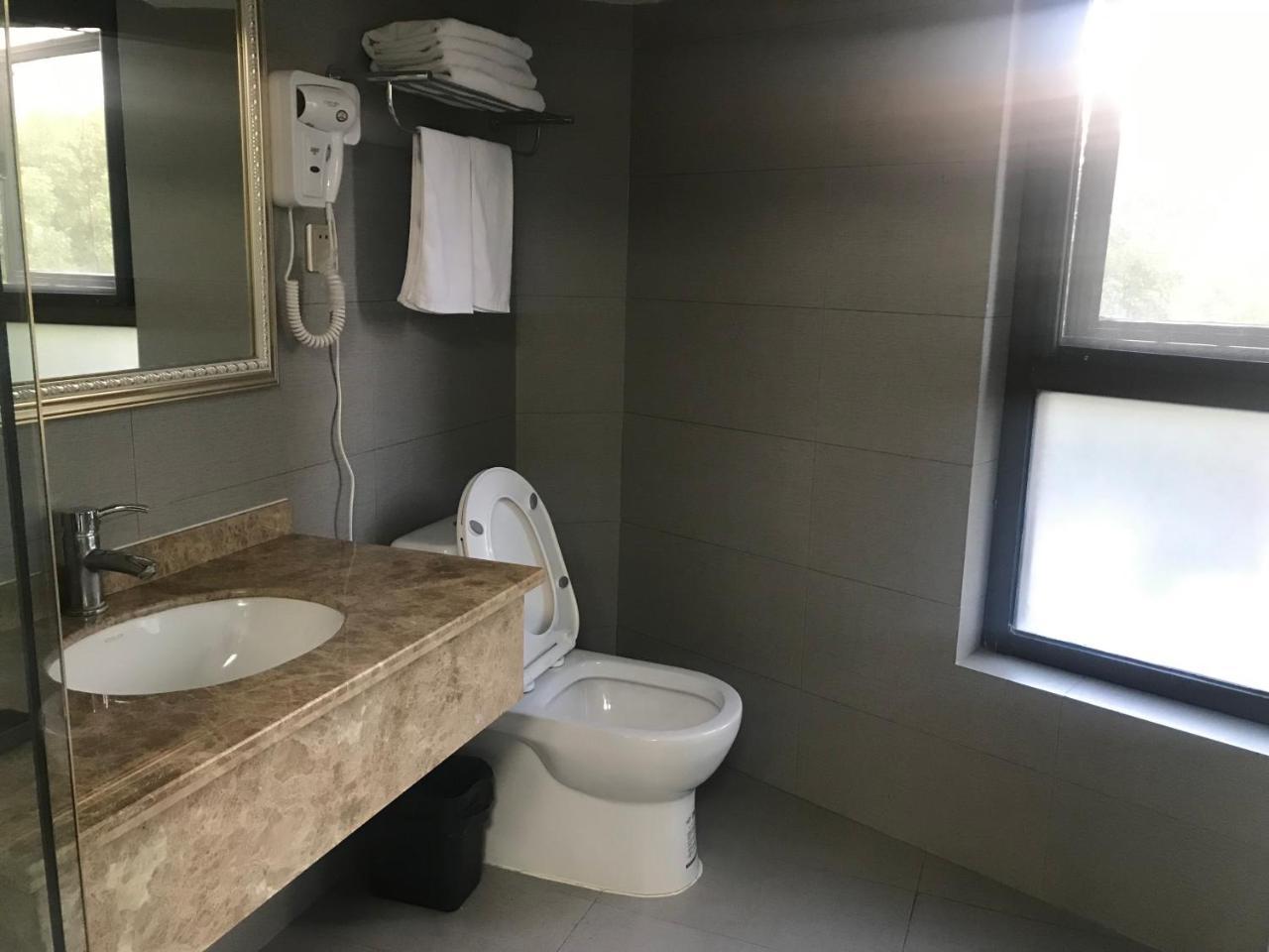 Shanghai Summer International Youth Hostel Dış mekan fotoğraf